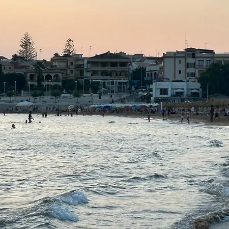 Terrazza Soleluna דירה *